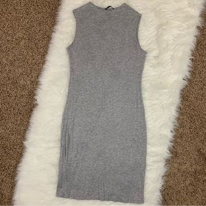 Try ! This Grey Sleeveless Bodycon Midi Dress